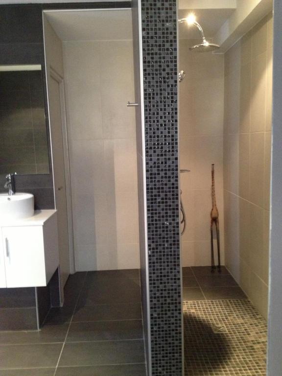 Au Lavoir Colombiers  Room photo